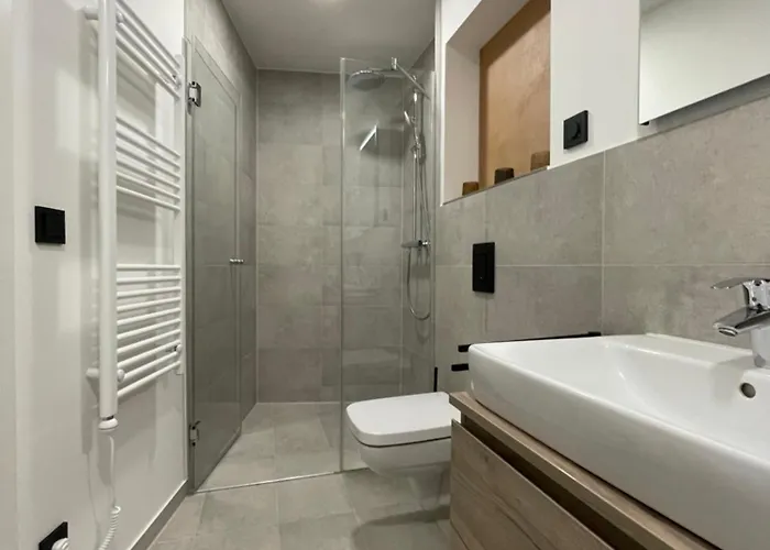 Exklusives Wohnen Im Historischen Wasserturm Dem Highlight Von We104 شقة ديلتزش