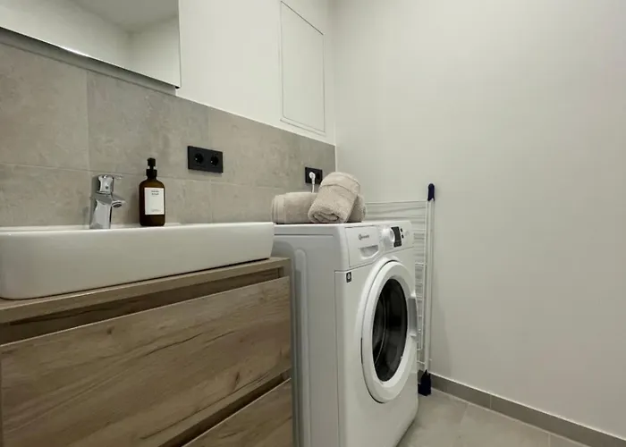 Exklusives Wohnen Im Historischen Wasserturm Dem Highlight Von We104 ديلتزش